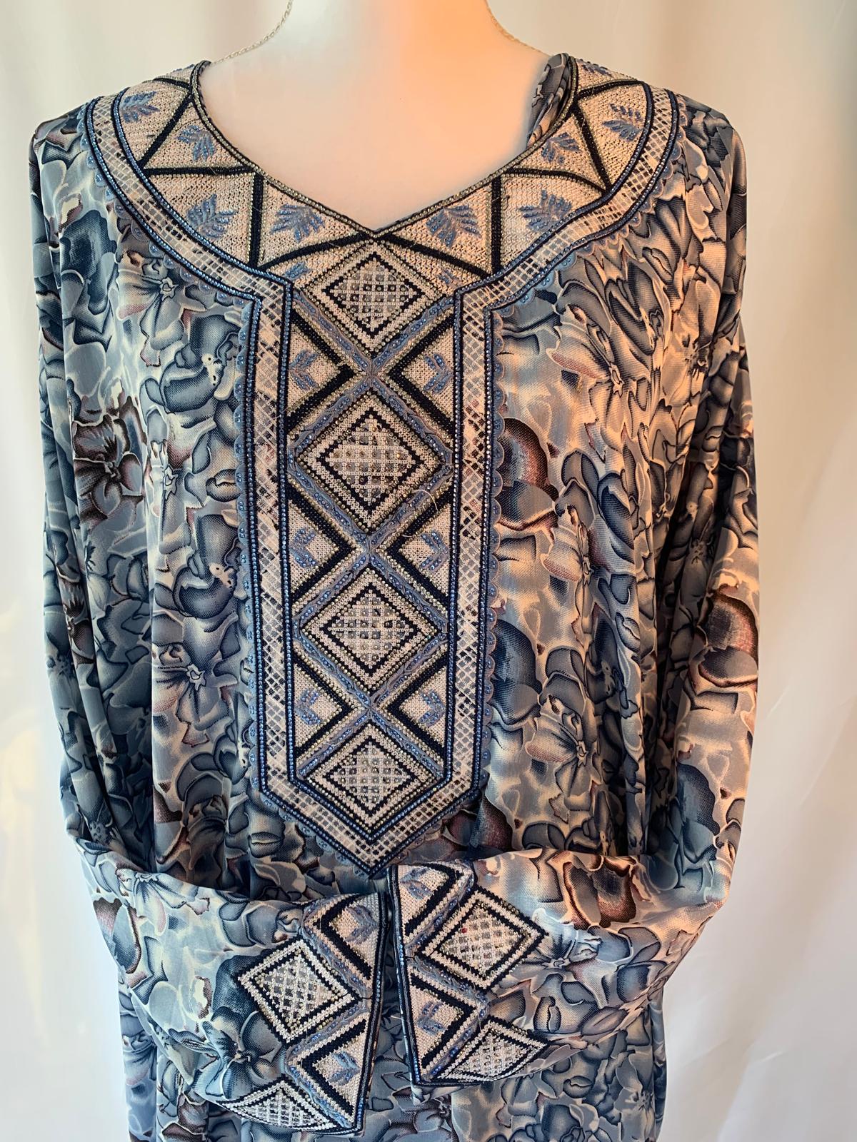 Pure Silk Jalabiya - Ultimate Luxury in Arabian Fashion